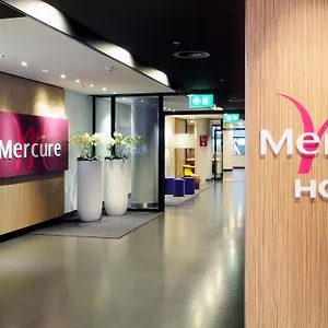 Mercure Schiphol Terminal מלון